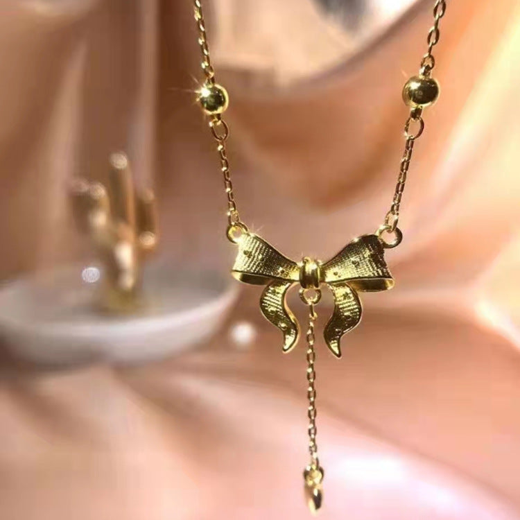 Fashionable Women's Butterfly Pendant Necklace